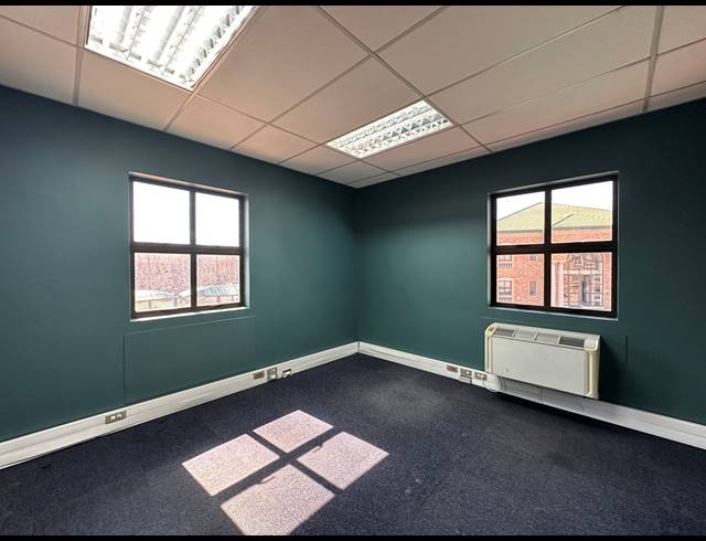 700M² OFFICE TO LET IN HIGHVELD TECHNOPARK